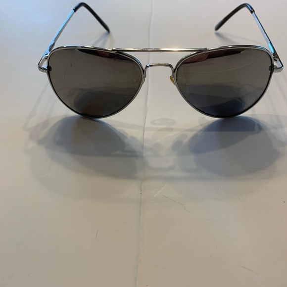 Aviator Sunglasses. - Picture 5 of 7